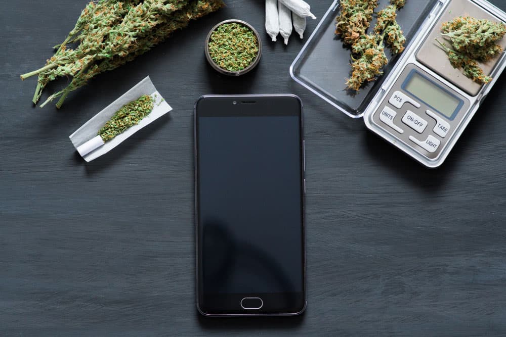 Top 5 Reasons is Better to Buy cannabis Online | Hush Cannabis Club Canada