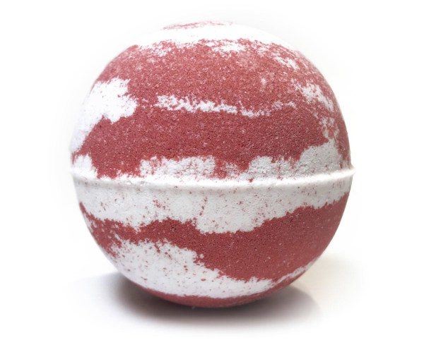 Nikki Stikki Botanicals – CBD Bath Bomb – Christmas Spirit Bomb (red/green) – 300mg CBD | Hush Cannabis Club Canada