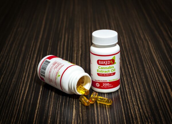 Baked Edibles – THC Extract Capsules 200mg | Hush Cannabis Club Canada